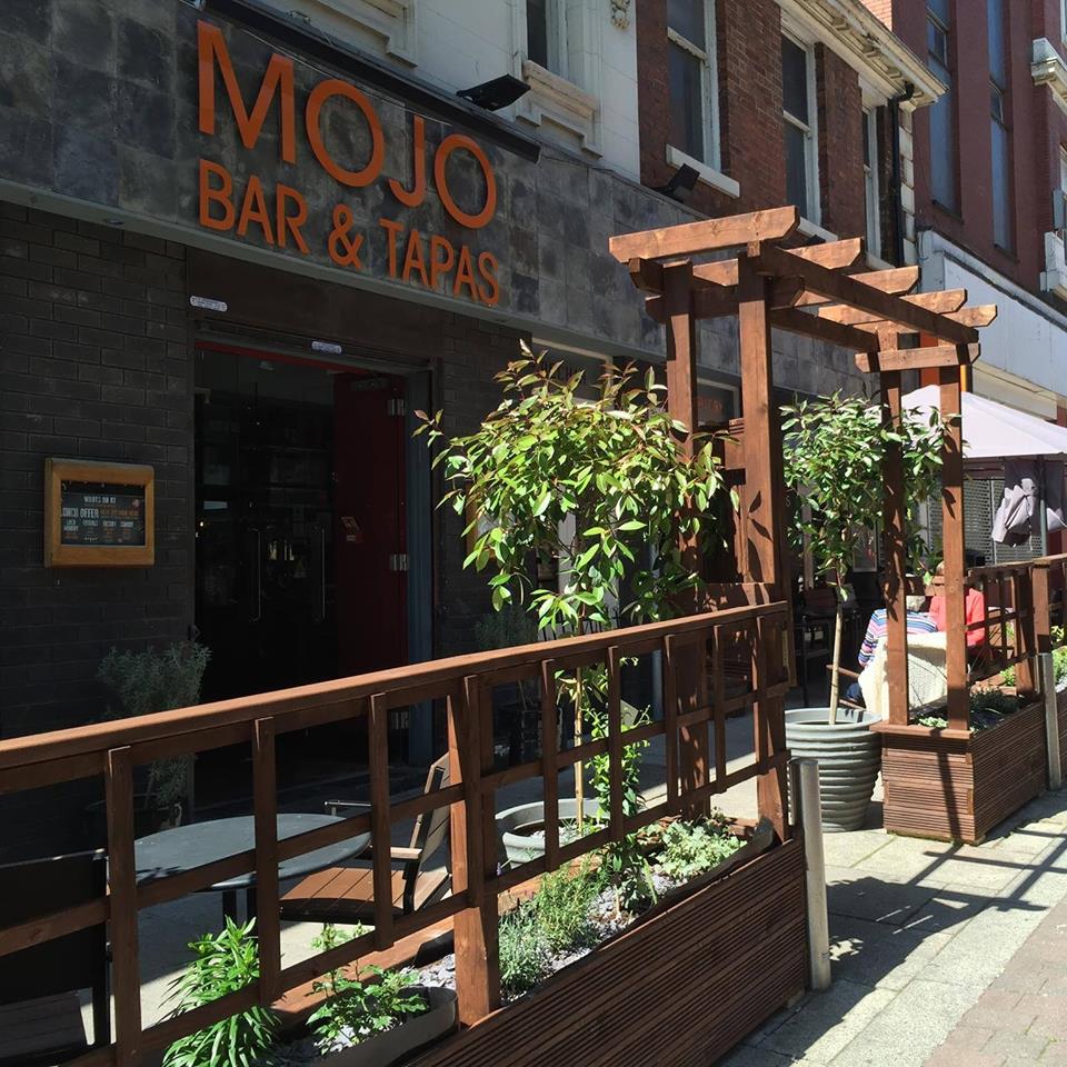 Mojos Bar and Tapas (Rusgan Bars)