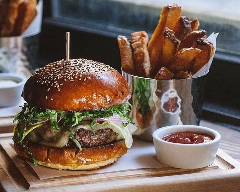 6804380f68af7c7796b43dc69c6b0ec791e39_56643What_kind_of_toppings_for_you_like_on_your_burger__infatuation.jpg