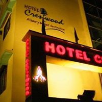  Hotel Crestwood